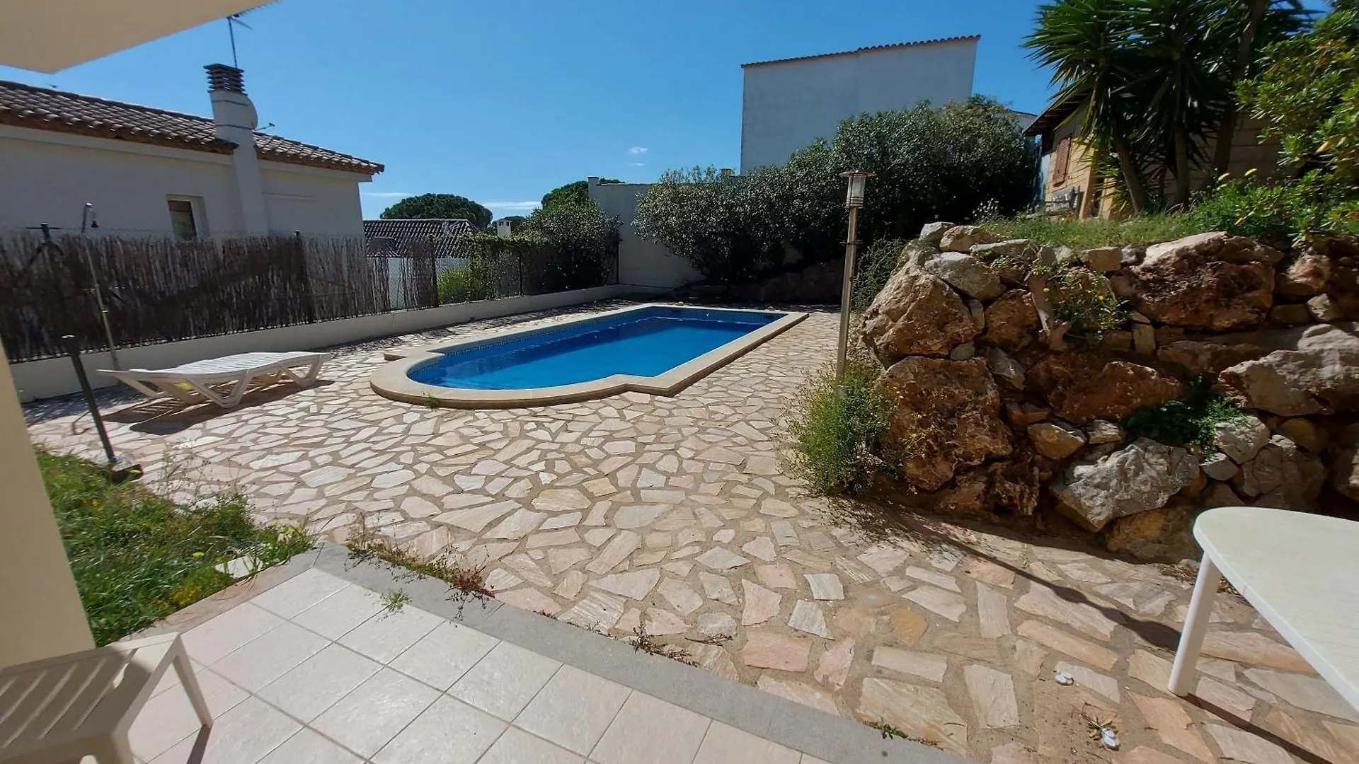 Casa Christa Villa L'Escala Spain